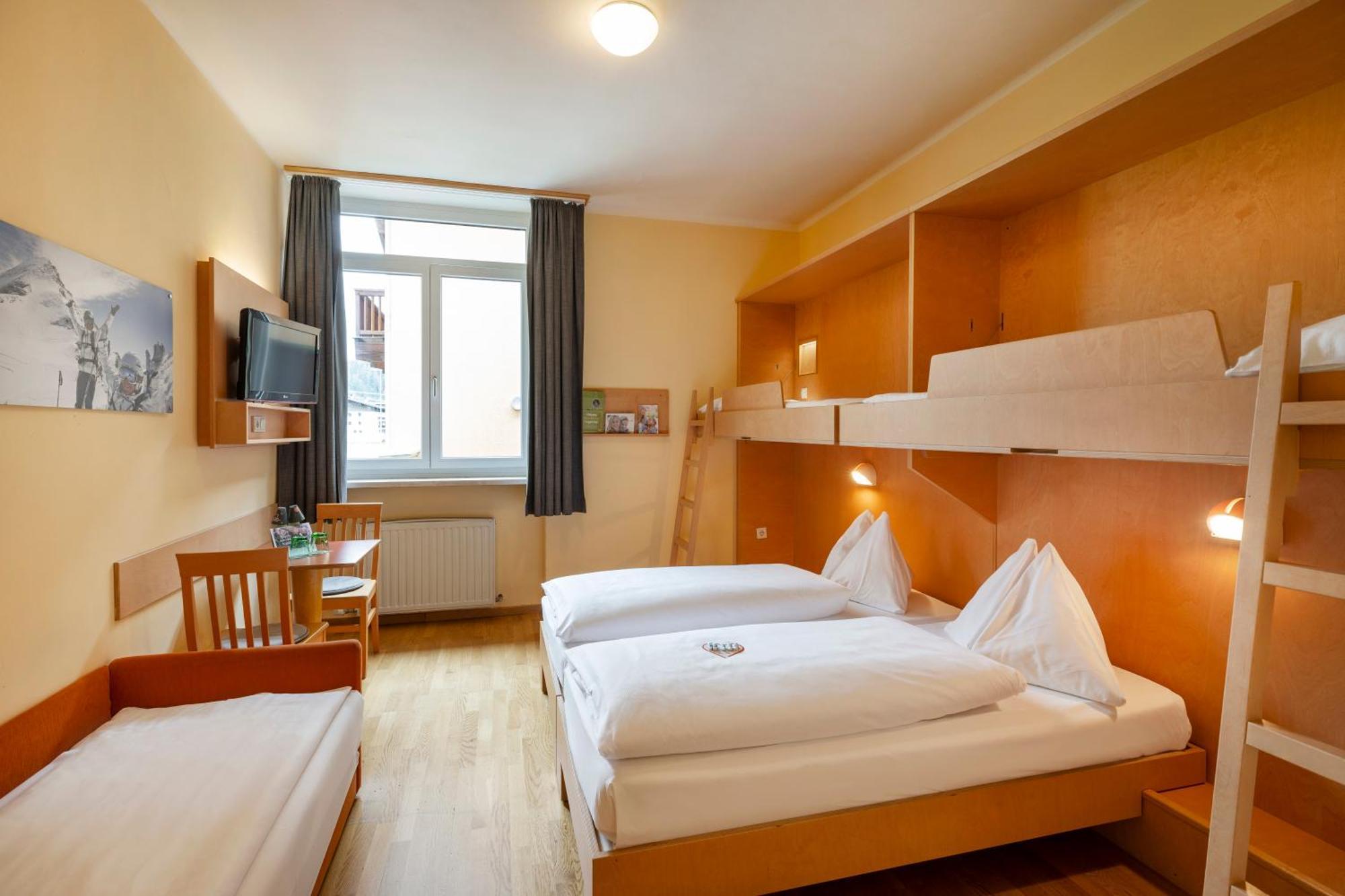 Jufa Hotel Kaprun - Summercard Included Luaran gambar