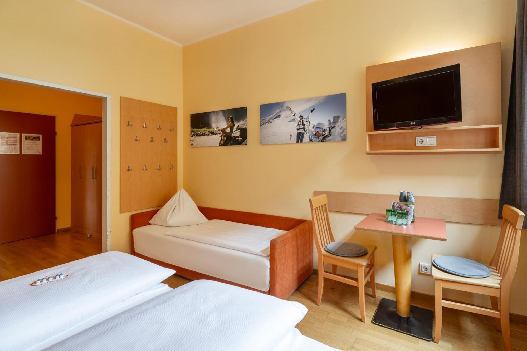 Jufa Hotel Kaprun - Summercard Included Luaran gambar