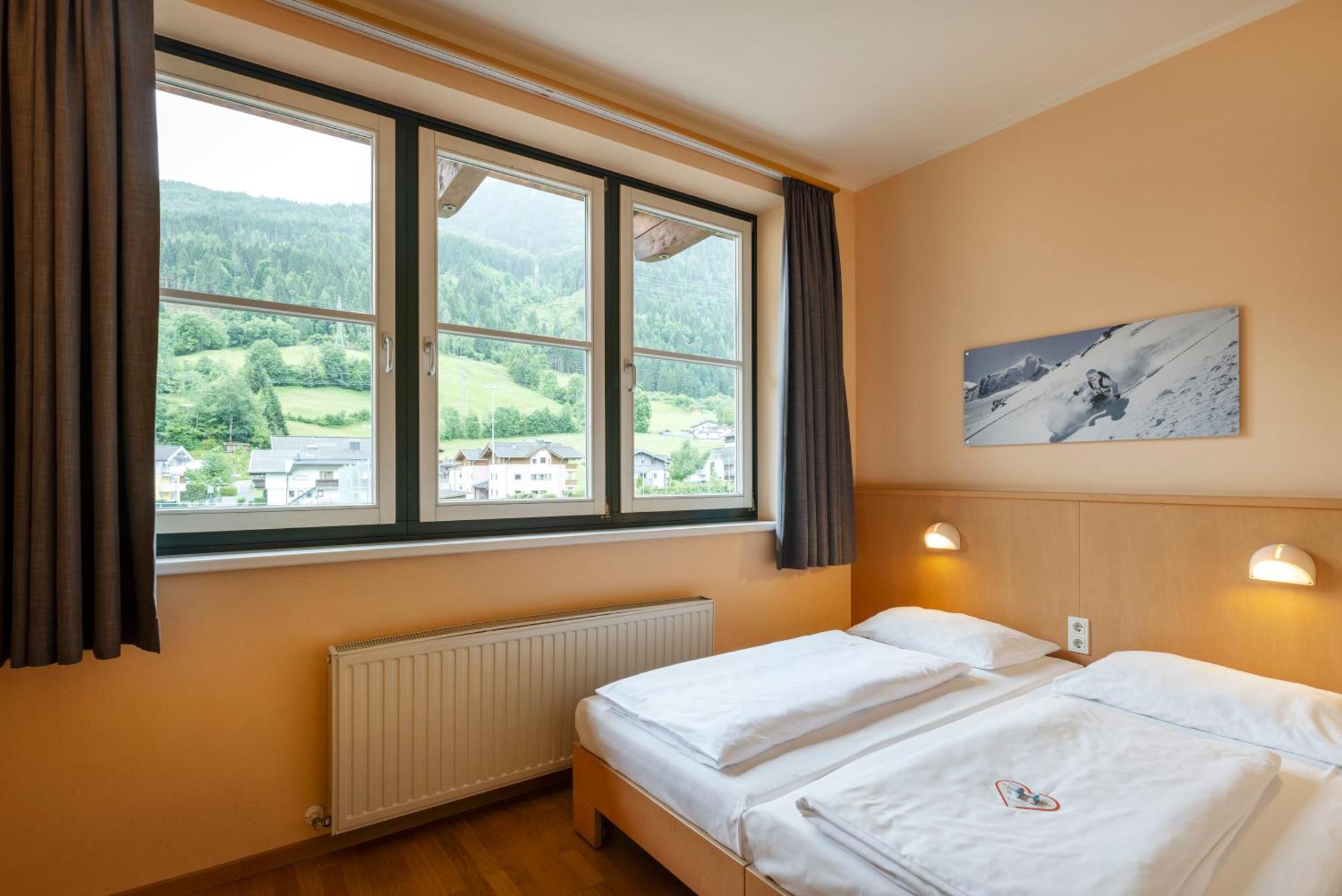 Jufa Hotel Kaprun - Summercard Included Luaran gambar