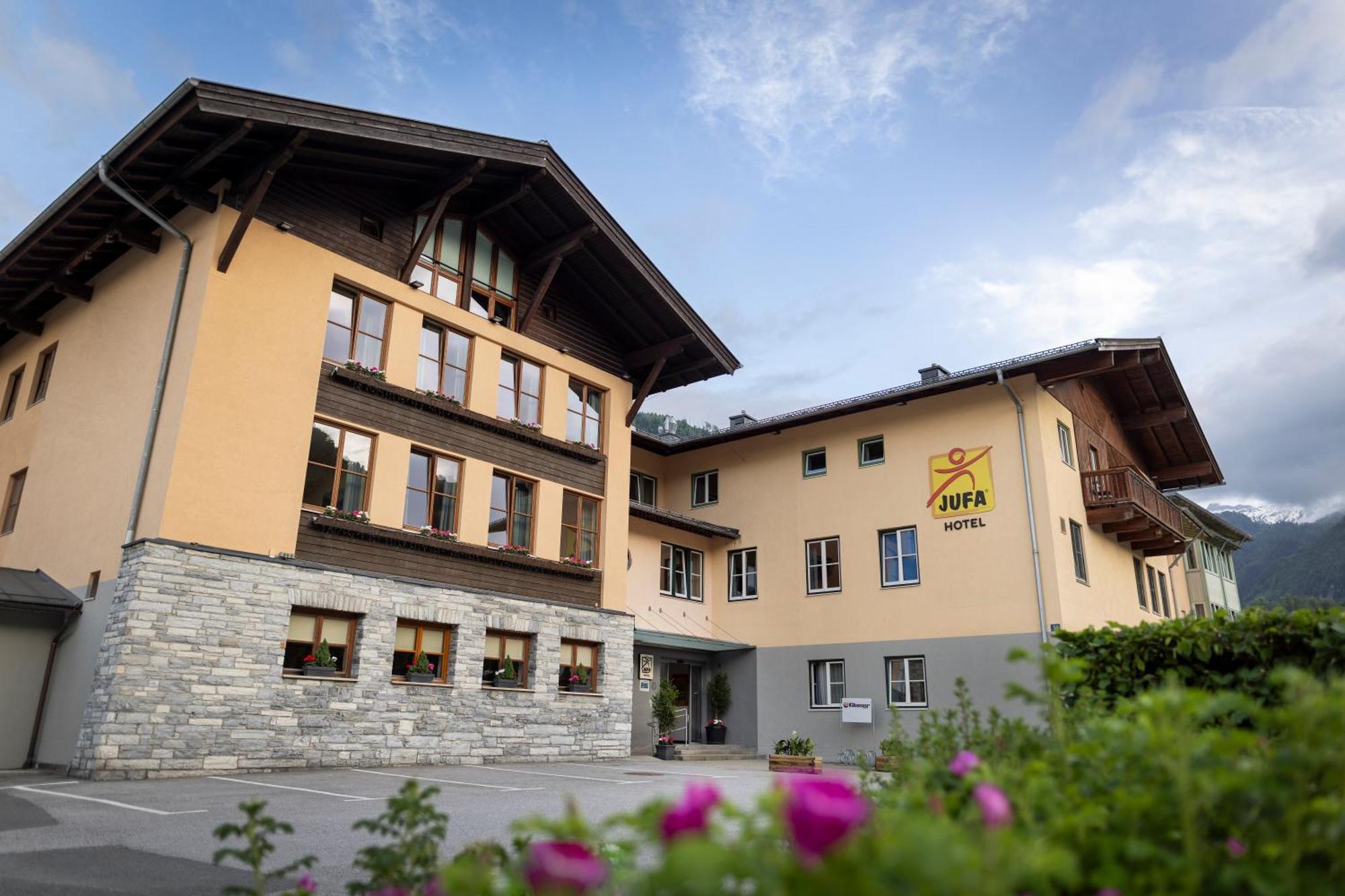 Jufa Hotel Kaprun - Summercard Included Luaran gambar